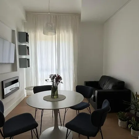 Dionisio 7 Casa de hóspedes 3*